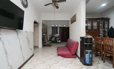 Rumah LT 120 Strategis 10 Mnt ke Pintu Tol Cikunir 6 Bisa KPR J-44629