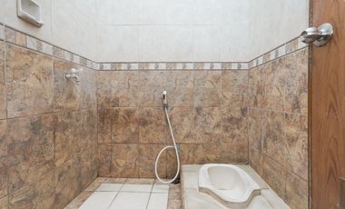 Rumah LT 120 Strategis 10 Mnt ke Pintu Tol Cikunir 6 Bisa KPR J-44629