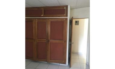 Vendo casa rentera Sur de Guayaquil,barrio del seguro