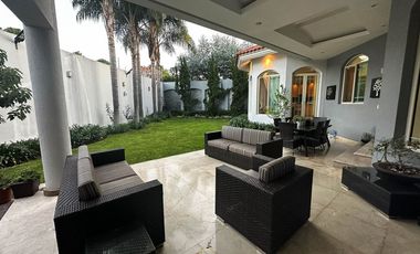 Casa en venta bugambilias