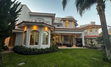 Casa en venta bugambilias
