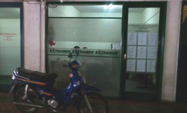 Local en venta/ alquiler en galeria-  Lomas San Isidro - Marquez y Rolon