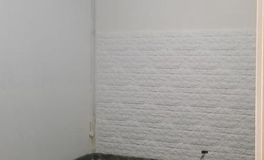 Local en venta/ alquiler en galeria-  Lomas San Isidro - Marquez y Rolon
