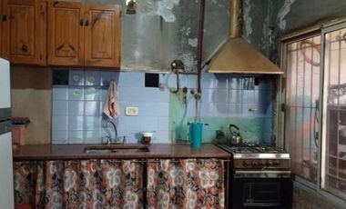 CASA Y DTO SOBRE LOTE PROPIO A RECICLAR
