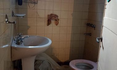 CASA Y DTO SOBRE LOTE PROPIO A RECICLAR