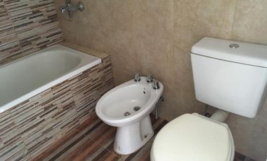 VaqueraPropiedades vende moderno departamento en San Fernando. Libertador al rio.