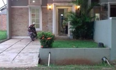 Rumah dijual di Kalimantan Timur, Samarinda - Parkir mobil