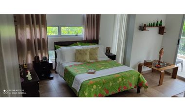VENDE CASA EN Cond. Guayacanes Casas
