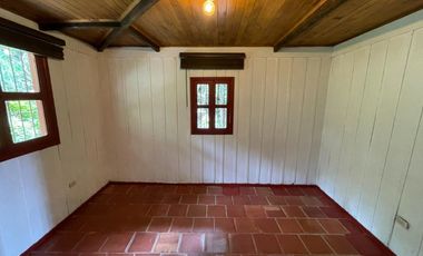 casa campestre en arriendo/venta en dapa parcelación hacienda los morales. Cod A108312