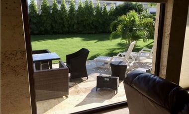 SE VENDE AMPLIA CASA EN COSTA SUR $650,000