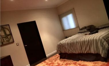 SE VENDE AMPLIA CASA EN COSTA SUR $650,000