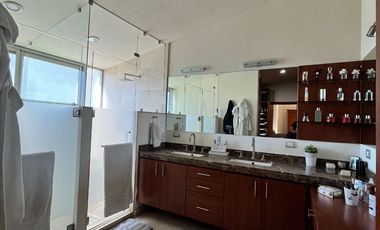 Casa en Venta en Valle Real - Coto Montecarlo 9