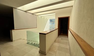 Casa en Venta en Valle Real - Coto Montecarlo 9
