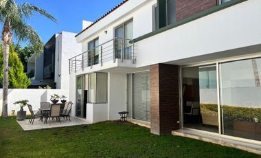 Casa en Venta en Valle Real - Coto Montecarlo 9