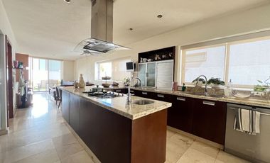Casa en Venta en Valle Real - Coto Montecarlo 9