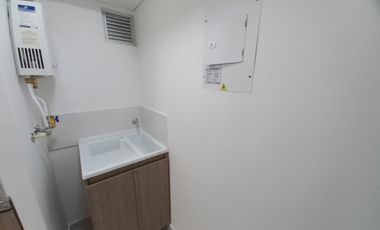 apartamento en arriendo en conjunto residencial malaca piso 5. Cod A13713