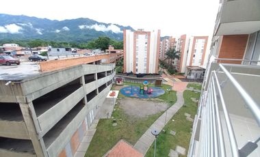 apartamento en arriendo en conjunto residencial malaca piso 5. Cod A13713