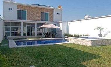 Venta de Casa En Vergeles Oaxtepec.