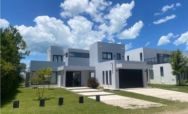 COSTA ESMERALDA - ECUESTRE 408 - VENTA