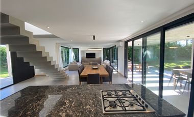 COSTA ESMERALDA - ECUESTRE 408 - VENTA