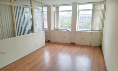 oficina en arriendo en las nieves. Cod A4964