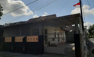 House in Batu Dawe Mataram