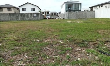 Terreno alquiler en Panamá, Ciudad de Panamá - Garaje