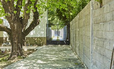 Casa - en venta en tigre refaccionada a nuevo