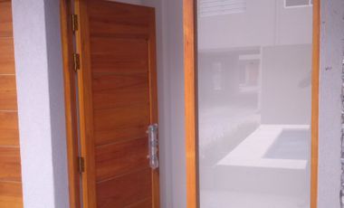 DEPTO TIPO CASA  DE EXCELENCIA EN MUY BONITA ZONA DE LOMAS DE ZAMORA.