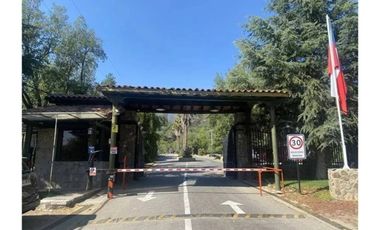 Se vende parcela en condominio Piedra Molino