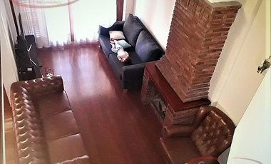 CASA 4 AMB C/COCHERA Y FONDO LIBRE