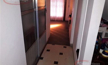 CASA 4 AMB C/COCHERA Y FONDO LIBRE