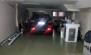 CASA 4 AMB C/COCHERA Y FONDO LIBRE