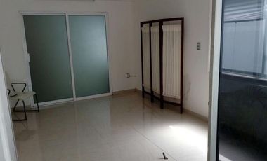 Oficinas climatizadas de 20 m² con recepcion en Col. Zaragoza. Se pueden juntar