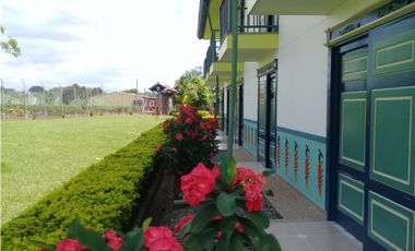 RENTABLE FINCA HOTEL PARA LA VENTA EN QUIMBAYA, QUINDIO - VIA A PUERTO ALEJANDRÍA