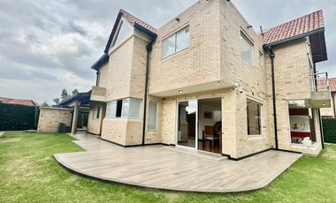 casa en venta en cajicá- variante. Cod V5648