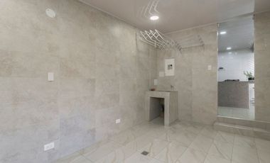 oficina en arriendo en nuevo country. Cod A27553