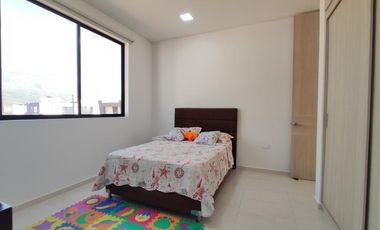 casa en venta en via bocono. Cod V28799