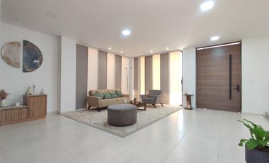 casa en venta en via bocono. Cod V28799