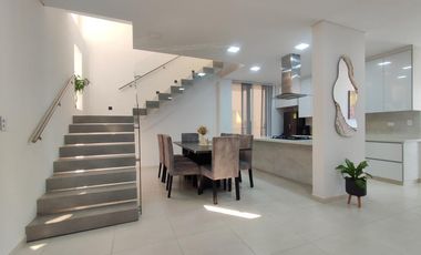 casa en venta en via bocono. Cod V28799