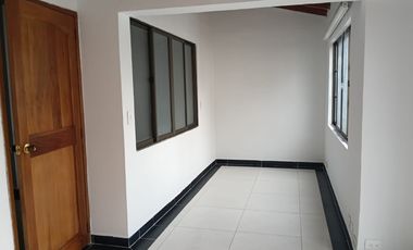 casa en arriendo en alamos. Cod A5738