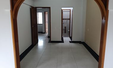 casa en arriendo en alamos. Cod A5738