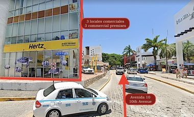 3 locales comerciales en esquina dentro de Plaza comercial