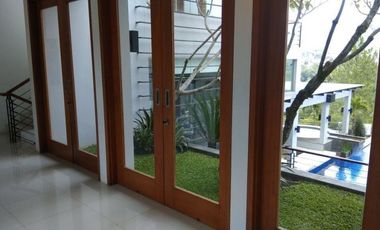 DIJUAL CEPAT RUMAH VILLA NYAMAN UDARA SEJUK VIEW OK @LEMBANG