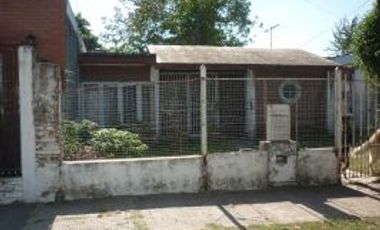 Casa en venta en Burzaco, Almirante Brown