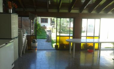 Chalet ubicado a 500 metros de Avenida Berlín