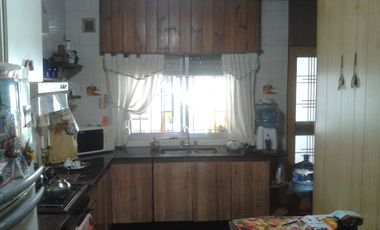 Chalet ubicado a 500 metros de Avenida Berlín