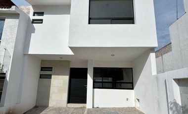 Casa en Venta en Pedregal de Schoenstatt, Corregidora, Querétaro