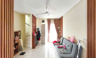 Rumah 2 Lt SHM 5 Mnt ke Mall Paradise Walk Serpong Dibantu KPR J-43170