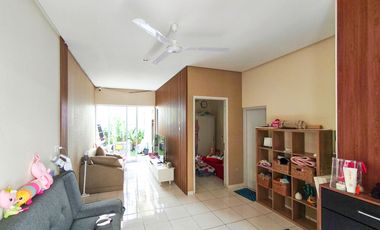 Rumah 2 Lt SHM 5 Mnt ke Mall Paradise Walk Serpong Dibantu KPR J-43170